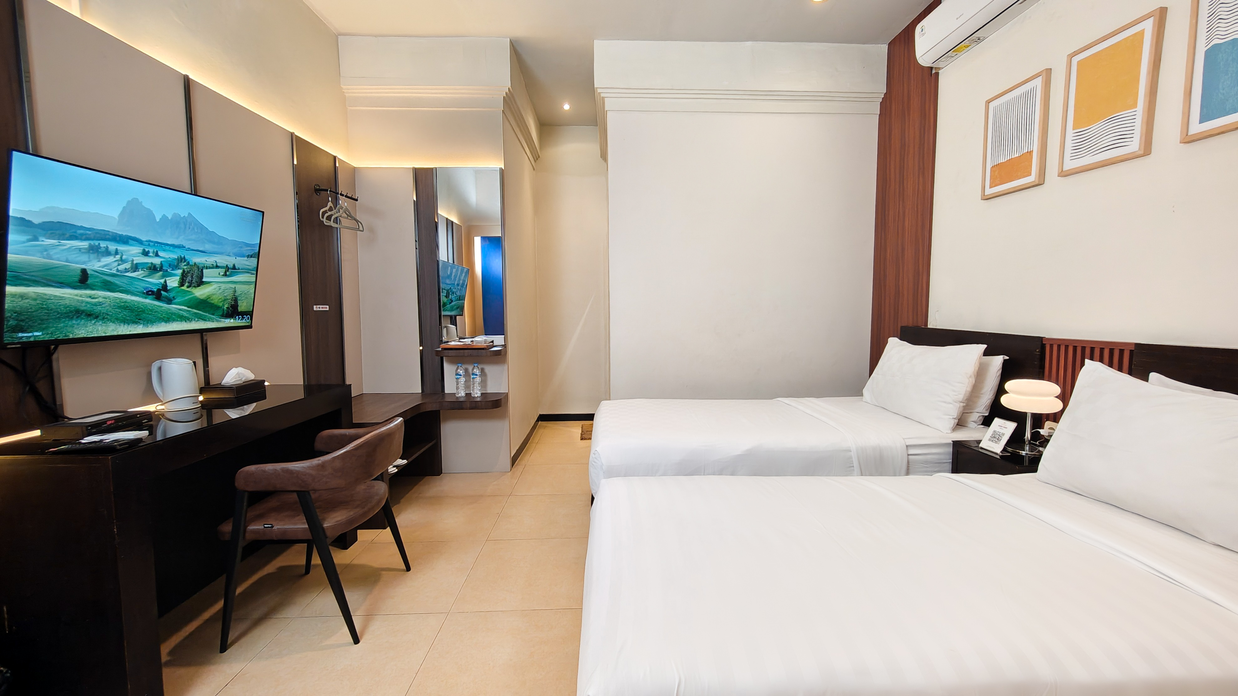 Deluxe Twin Room
